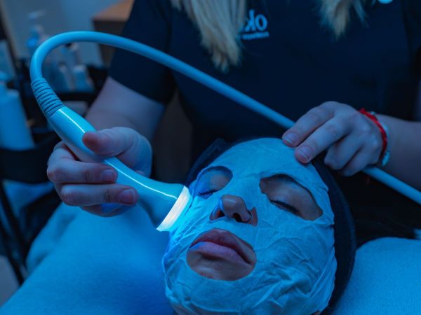 Căng chỉ collagen nâng cơ